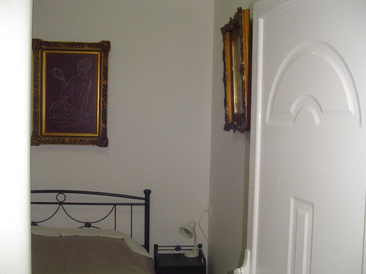 Nina Rooms Artemida  Eksteriør billede